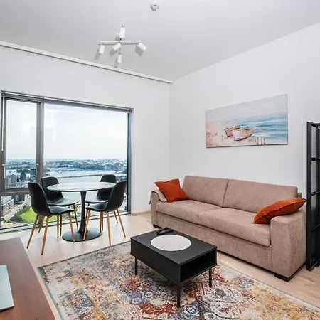 26th Floor High Point 1 Bdr With View דירה