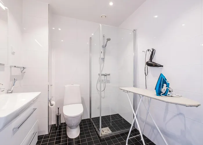 26th Floor High Point 1 Bdr With View